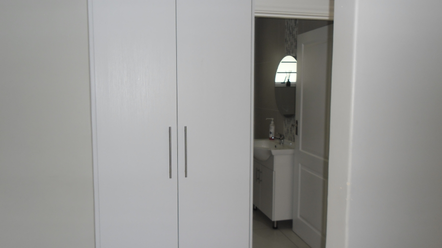 2 Bedroom Property for Sale in Gonubie North Eastern Cape